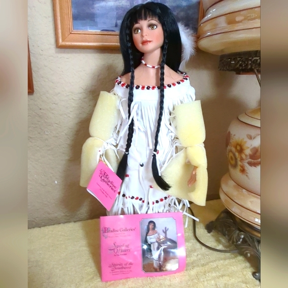 New Vintage Collectible Paradise Galleries Porcelain Native American Doll 17" - Picture 1 of 16
